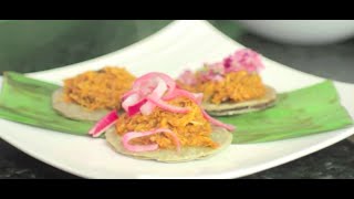 Cochinita pibil original  receta yucateca [upl. by Aibara]