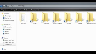 Como quitar accesos directos de las carpetas o archivos directos  recuperar archivos memoria usb [upl. by Eetsud]