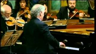 Mozart Piano Concerto Nr 13 C KV 415 Daniel Barenboim Piano amp Conducting Vienna philharmonic [upl. by Kliment]