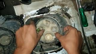 How to remove Fuel pump of Hyundai i20 [upl. by Elfreda54]