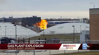 Video Hydrogen tank explodes at gas company [upl. by Biron]