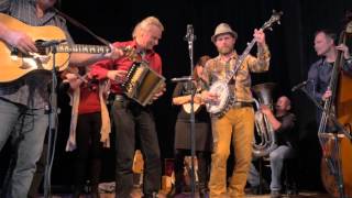 The Oldtime Stringband  Run Mountain JE Mainer [upl. by Rebmat]