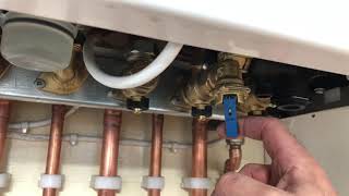 Topping up a Worcester Boiler Keyless Filling Link [upl. by Aerdnahs281]