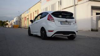 Ford Fiesta ST Straight Pipe exhaust sound [upl. by Enilram]