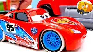 Una nueva pista de carreras  Carros para niños [upl. by Danna]