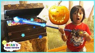 Great Wolf Lodge Indoor MagiQuest Family Fun Kid Activities for Children Halloween [upl. by Colette97]