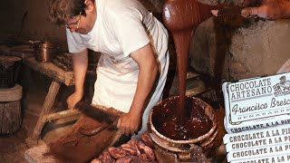 CHOCOLATE artesano del siglo XIX Receta y elaboración tradicional a la piedra  Documental [upl. by Eerok]