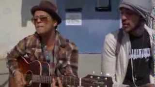 Travie McCoy Billionaire ft Bruno Mars LIVE ACOUSTIC [upl. by Gilus659]