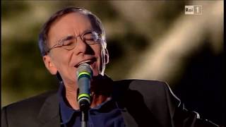 Roberto Vecchioni  Chiamami Ancora Amore SANREMO 2011 [upl. by Rickey]